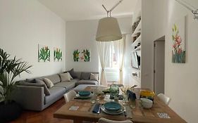 Sterlizia House
